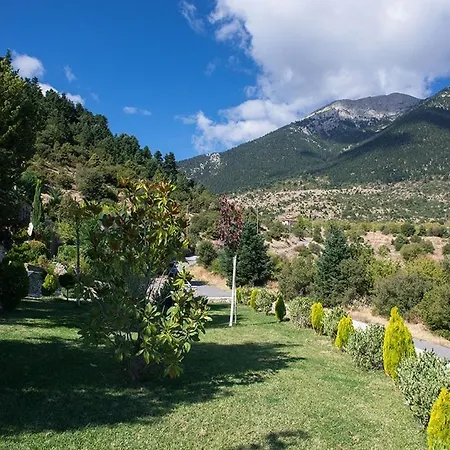 Villa Mainalis