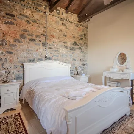 Villa Mainalis Kardaras
