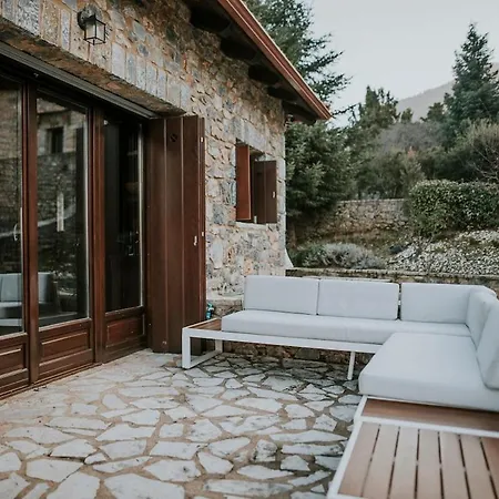 Mainalis * Kardharás