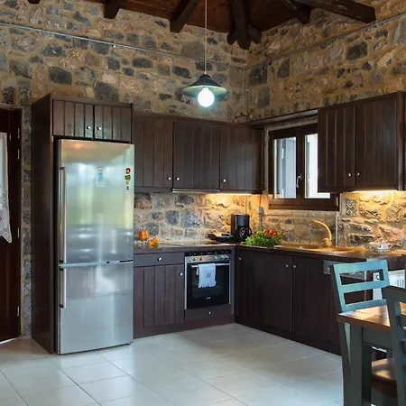 Villa Mainalis Kardharás