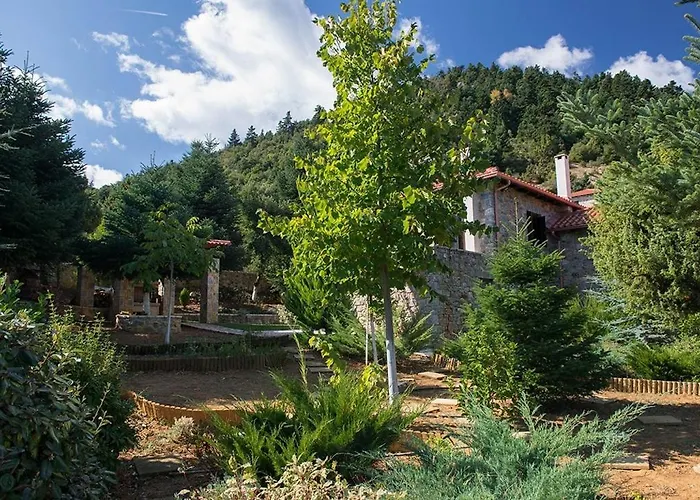 Mainalis Vila Kardharás